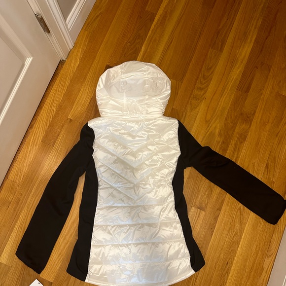 Calvin Klein Performance Jacket - Picture 4 of 6